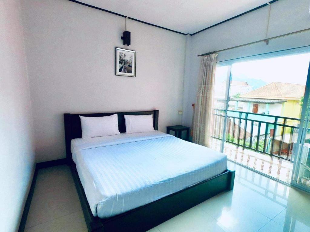 Phou Ang Kham 2 Hotel Vang Vieng Zewnętrze zdjęcie